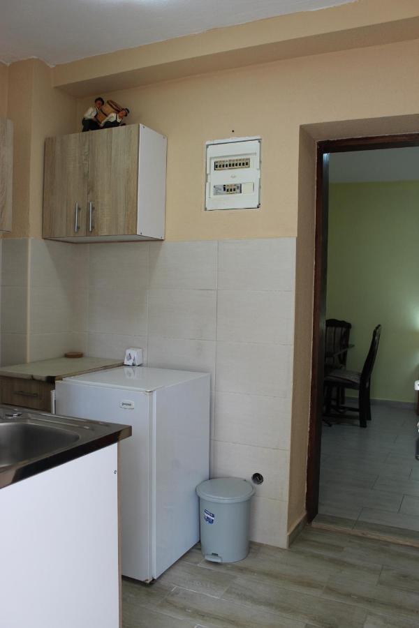 Apartmani Franovic Tivat Exteriör bild